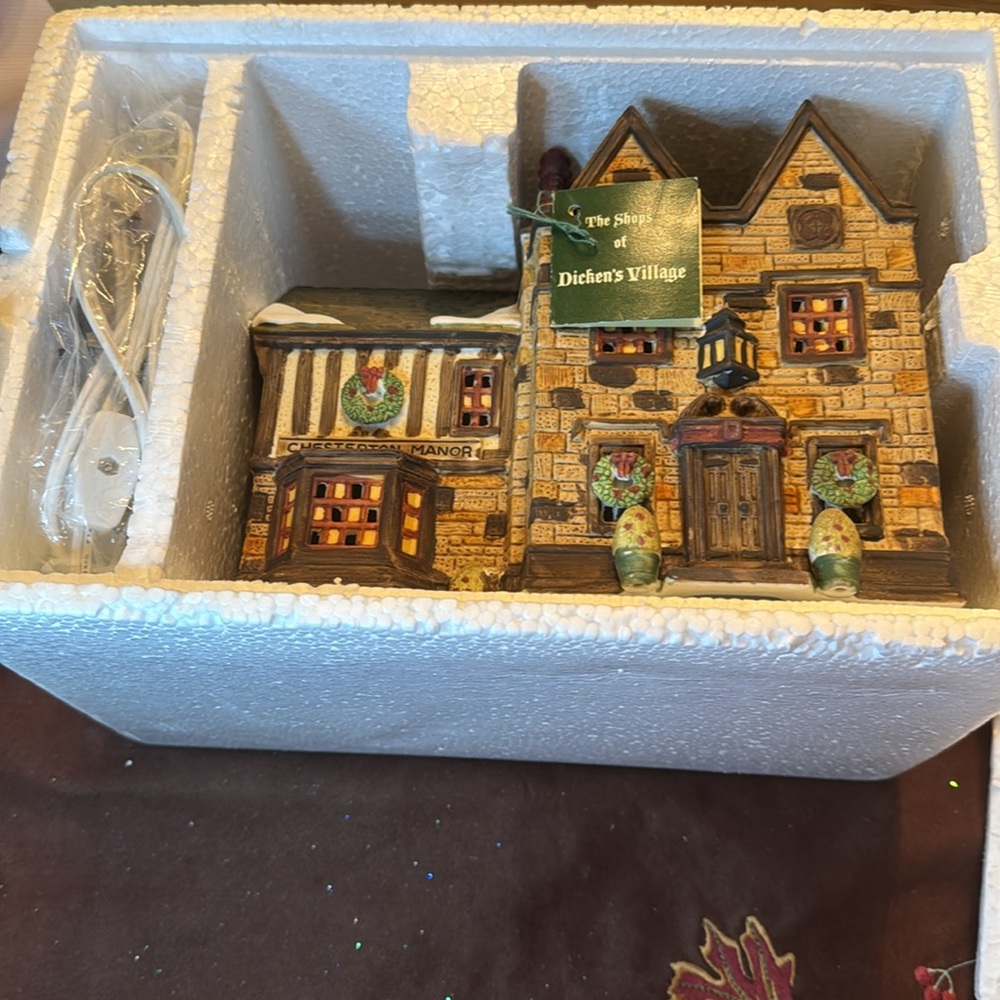 🐈‍⬛ Heritage Village Dickens Chesterton Manor Limited Edition retired - Picture 7 of 7